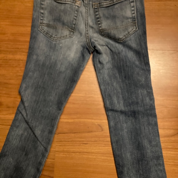 Cat and Jack jeans  5t - Picture 2 of 3